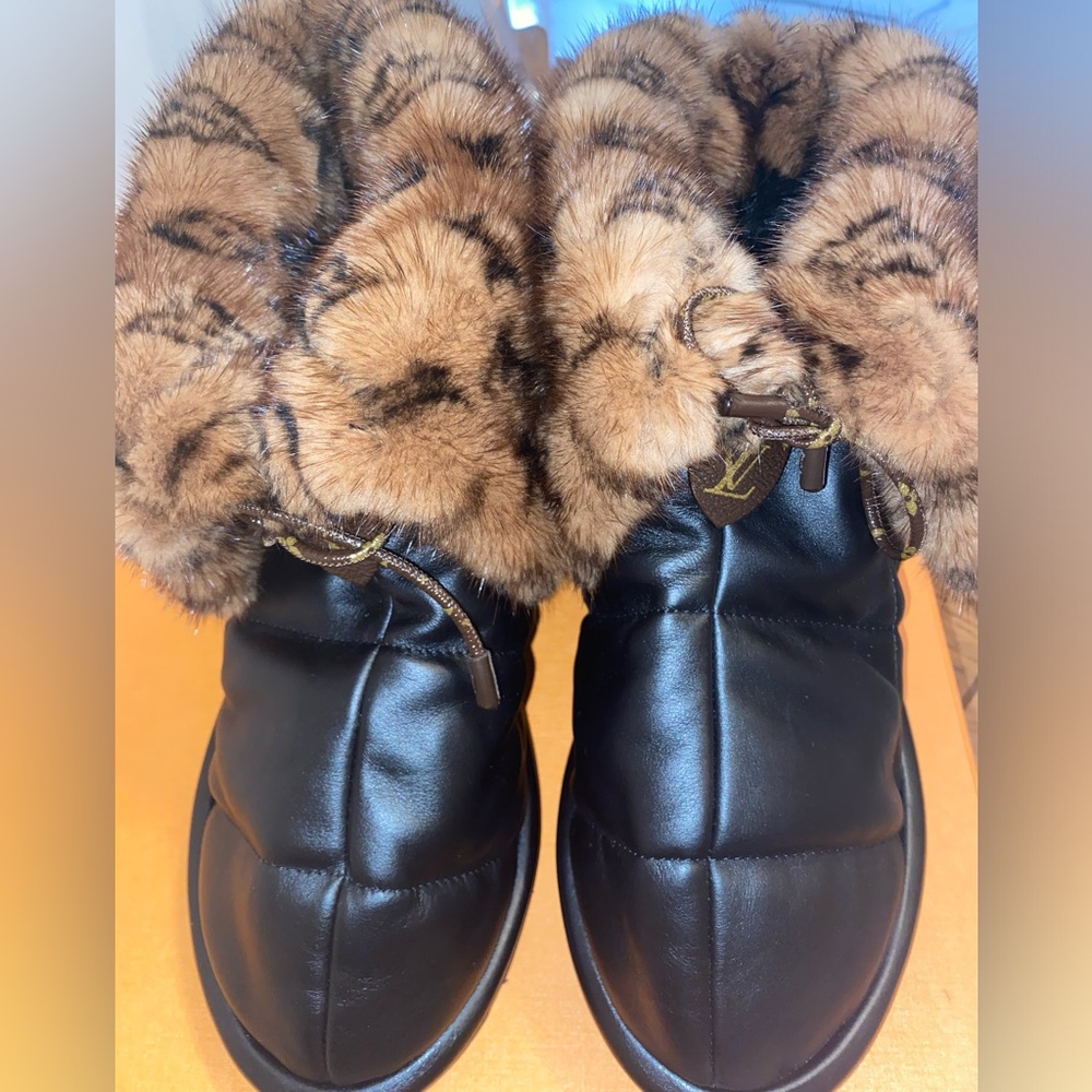 Louis Vuitton Pillow Mink Fur & Leathee Boots